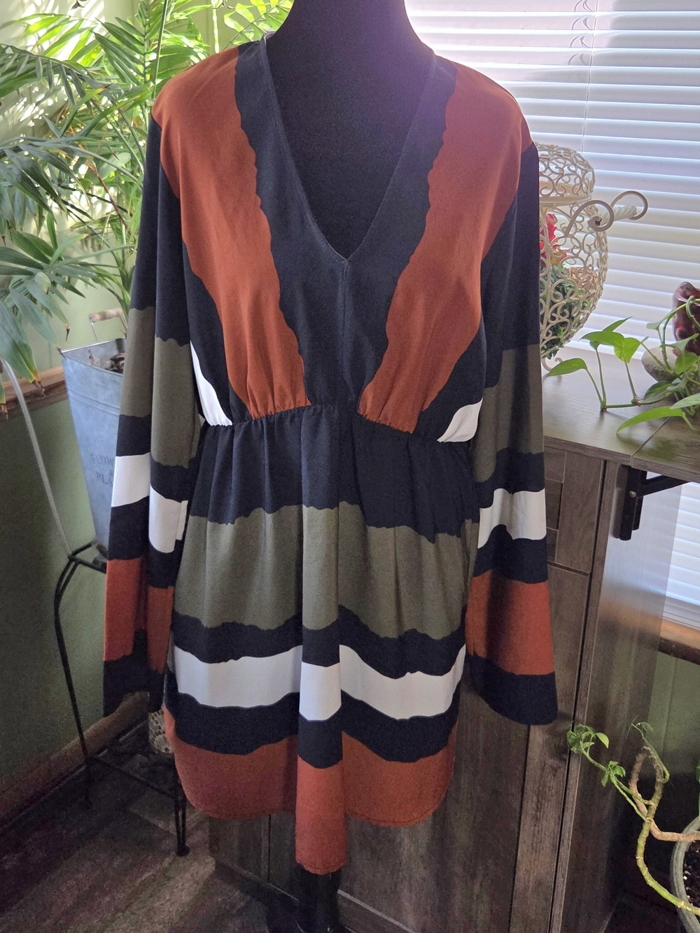 Renee C Colorblock Long Sleeve Mini Dress Made In USA Size L - Picture 6 of 7